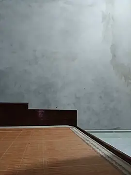 Bong_Hoa 即時 XXX 聊天
