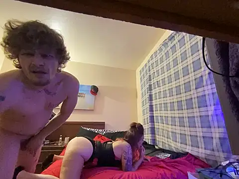 BABYdd9069 – Naživo XXX chat