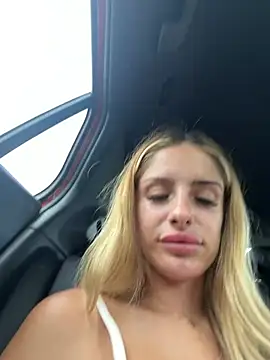 Chatroom XXX en direct de SophieVJ
