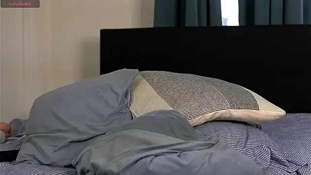 XXX chat uživo modela AdelineCarter