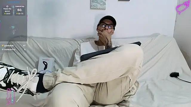 Vlad__night live XXX chat