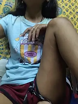 Gud_girl_Nilu Adlı Modelin Canlı XXX Sohbeti