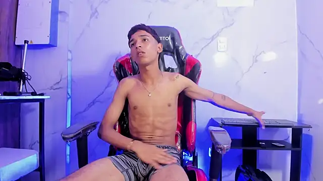 Онлайн чат XXX Joseph18_