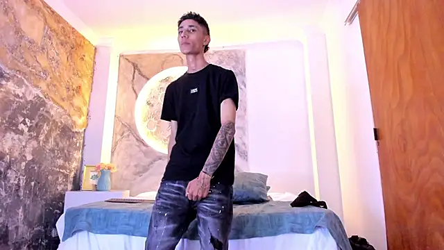 LucasJhonson_ লাইভ XXX চ্যাট