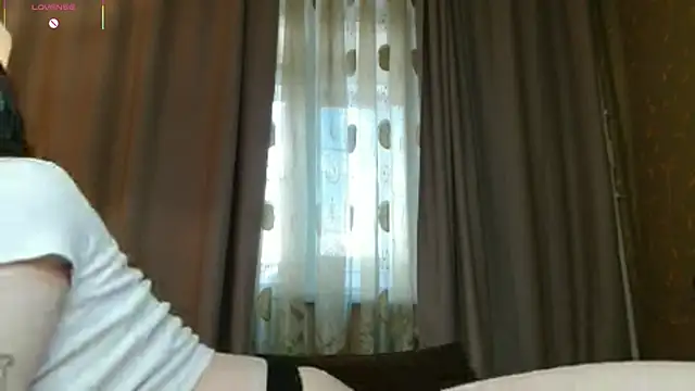 Živý XXX chat KellePourier