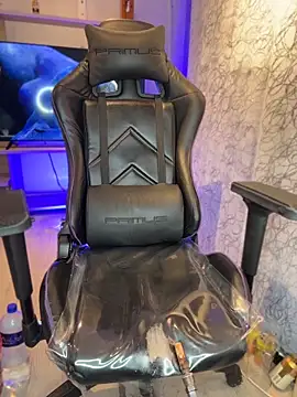 saracaball_'s Live XXX Chat
