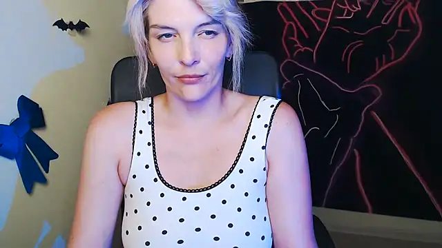 Chatroom XXX en direct de VanessaRey_