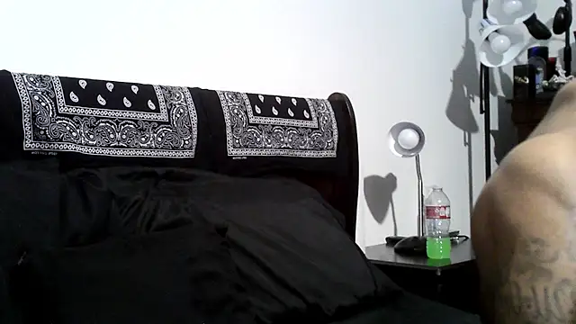 Rickavelli_'s Webcam Show