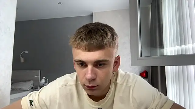Онлайн чат XXX SoloFury