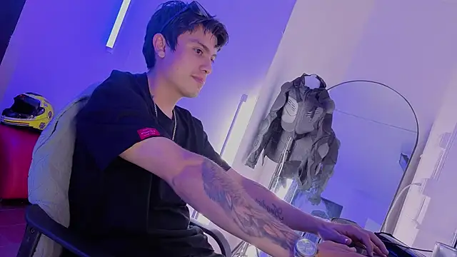 angel_still_: απευθείας συνομιλία ΧΧΧ