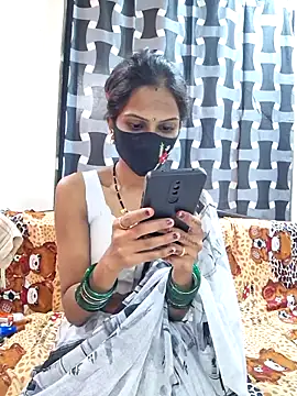 Chat +18 de Marathi_Sayali ao vivo