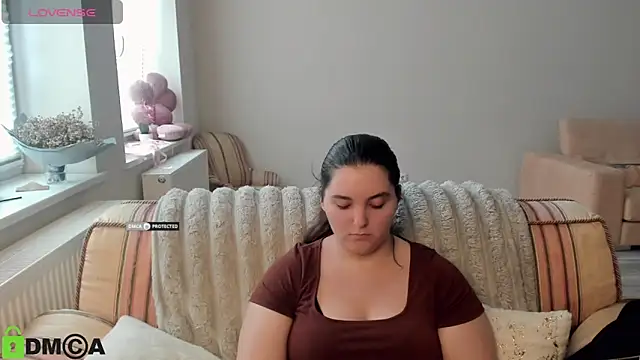 Chat +18 de MonikaMooon ao vivo