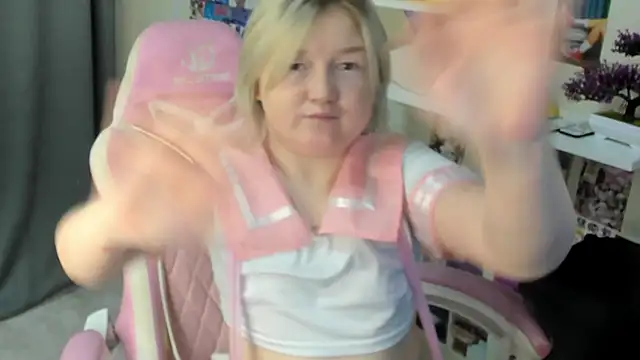 Sara_RobinsonのライブXXXチャット