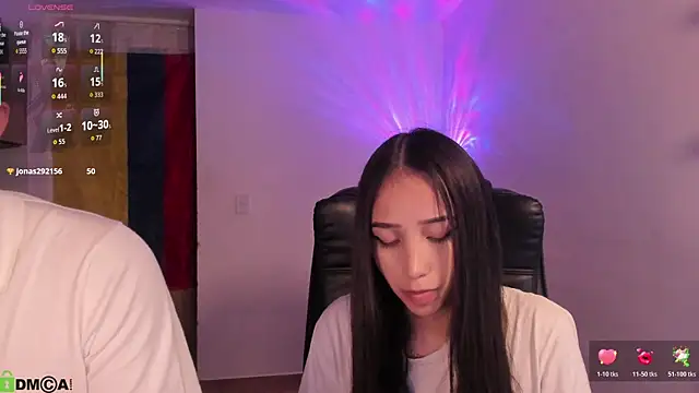 Mikeyvioleta_'s Live XXX Chat