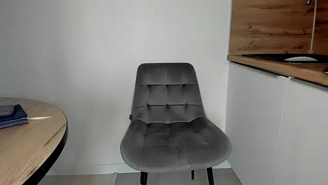 Elle_Milfa's Live XXX Chat