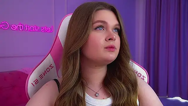 CrystalLyons Chat XXX live