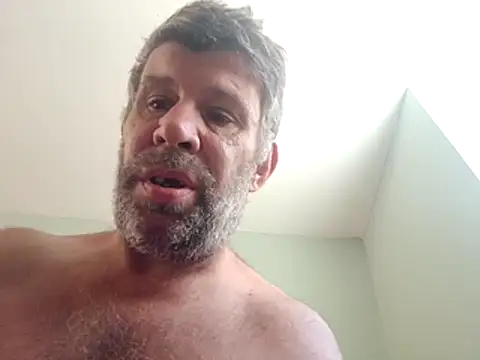 stud2512 Chat XXX in diretta