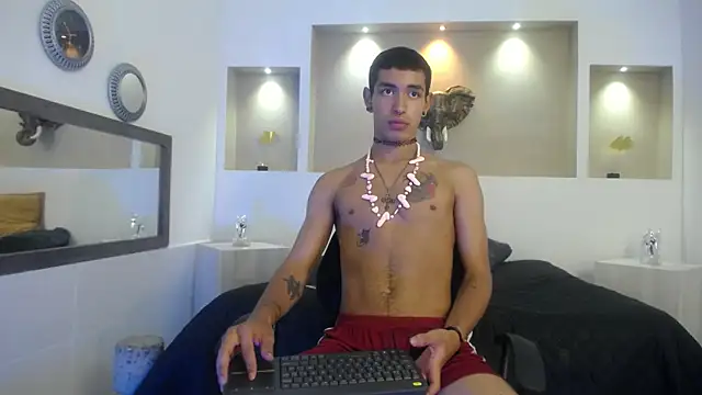 kyler_mcgregor's Live XXX Chat