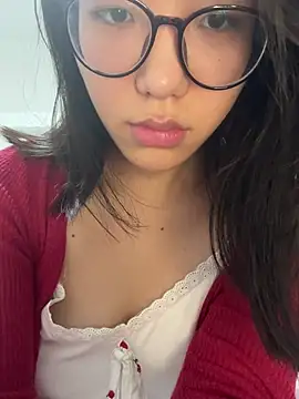 lucy2027's Live XXX Chat