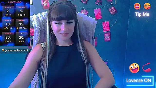 Chat +18 de Violla_My ao vivo