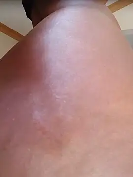 Thickskinnie's Live XXX Chat