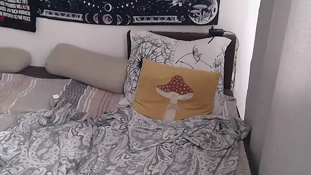 AlienforTwenty – Naživo XXX chat