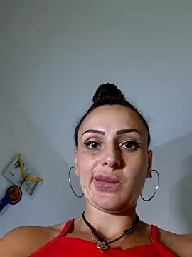 Chat +18 de Caramellaa ao vivo
