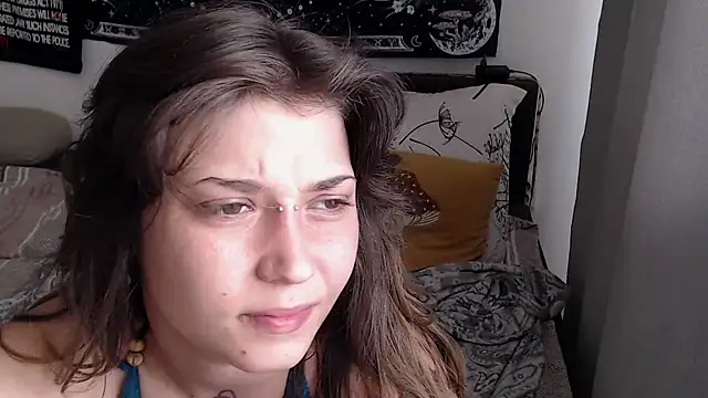 AlienforTwenty Chat XXX in diretta