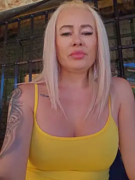แชท XXX สดของ MILFBARBY