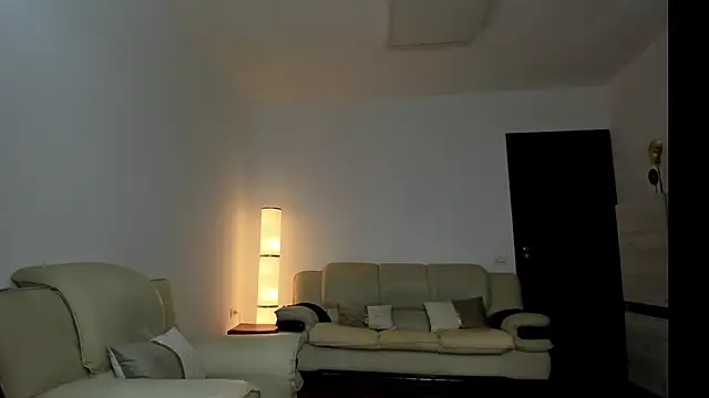 Sashavanee Live XXX-chat