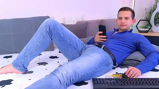 Jimmy_Doss: απευθείας συνομιλία ΧΧΧ