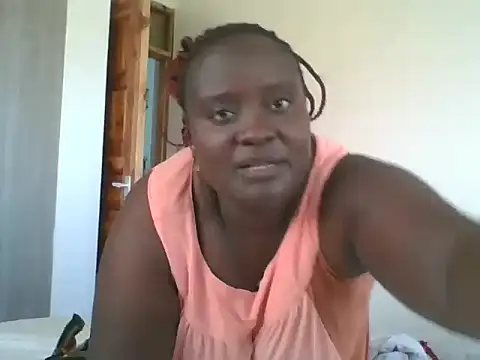 Sexytummygal's Live XXX Chat