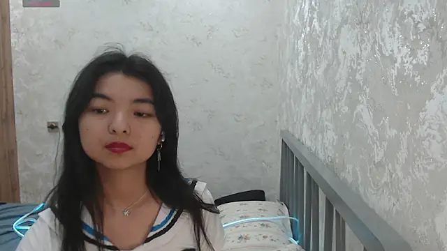 Chat XXX en directo de Shy_Kira