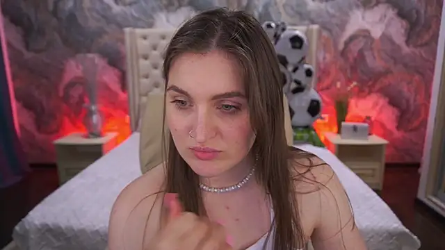 EmmyCharmm 라이브 XXX 채팅