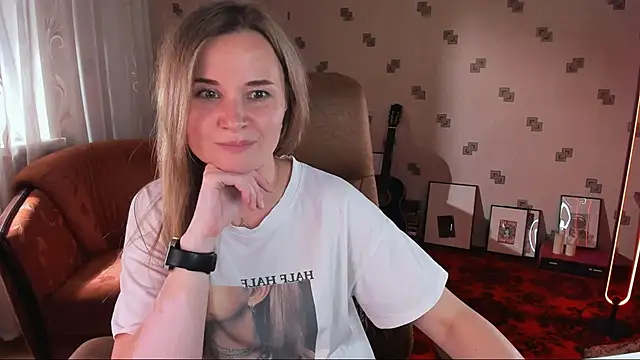 MiaSparkes' Live XXX Chat