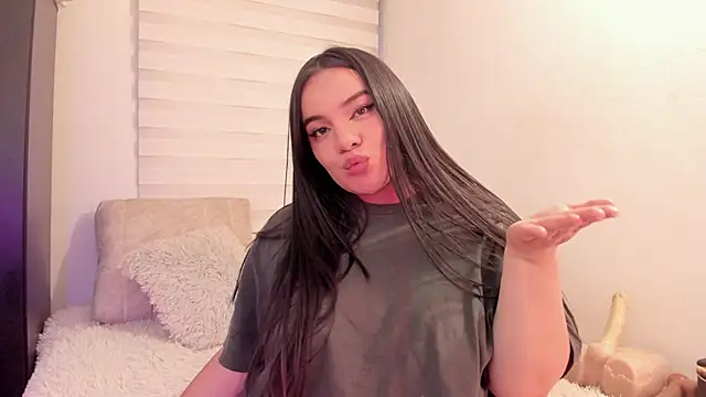Chatroom XXX en direct de Babe_sophiee1