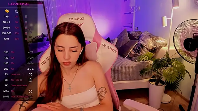 Živý XXX chat CharliGrace_