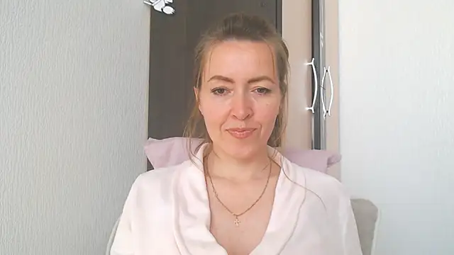 Chat XXX ao vivo de NicoleEunice87