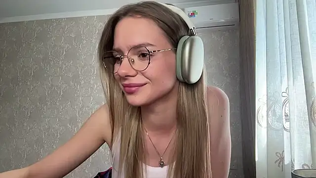 Chatroom XXX en direct de DorianRamsden