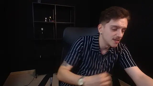 FelixStarkk 라이브 XXX 채팅