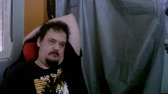 porkorossy's Live XXX Chat