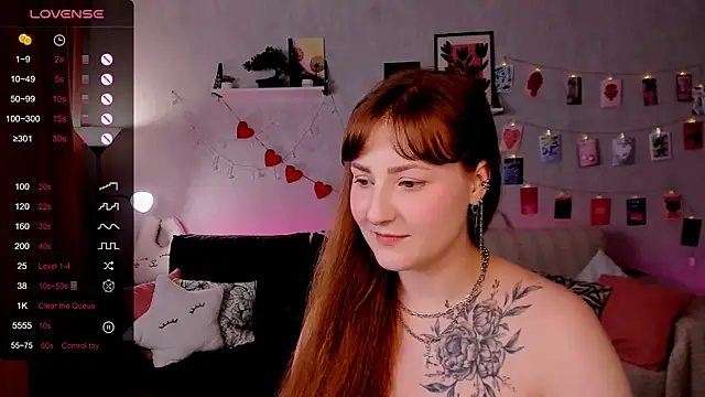 Živý XXX chat velvet_cherry_