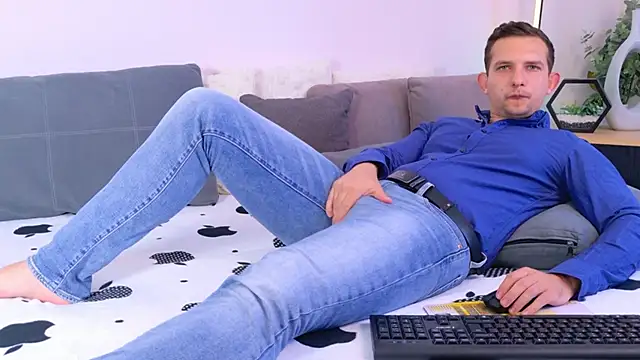 Jimmy_Doss Chat XXX in diretta