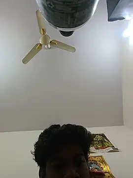 freakingcock27 即時 XXX 聊天
