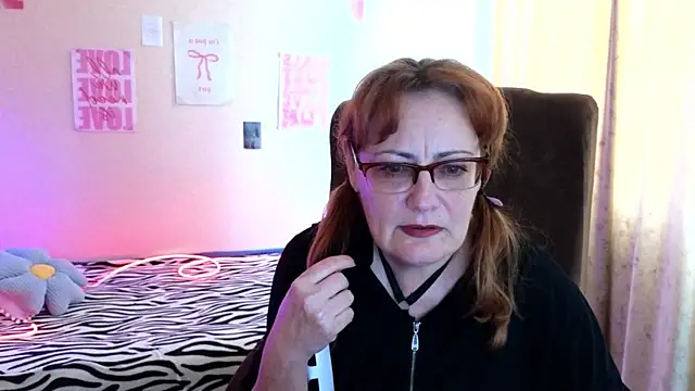 Jasmine_Tv Chat XXX in diretta