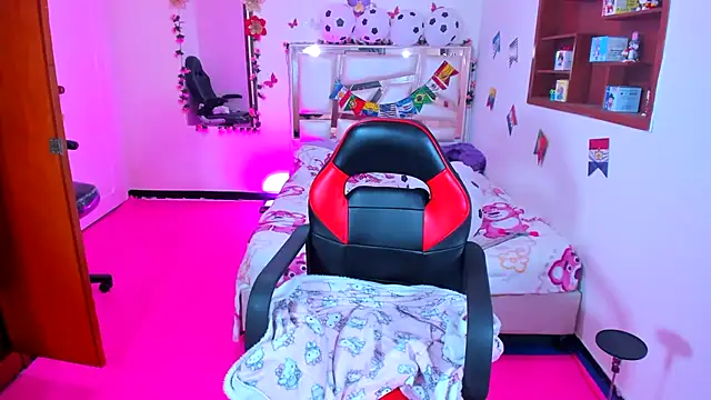 perlabeautiful Adlı Modelin Canlı XXX Sohbeti