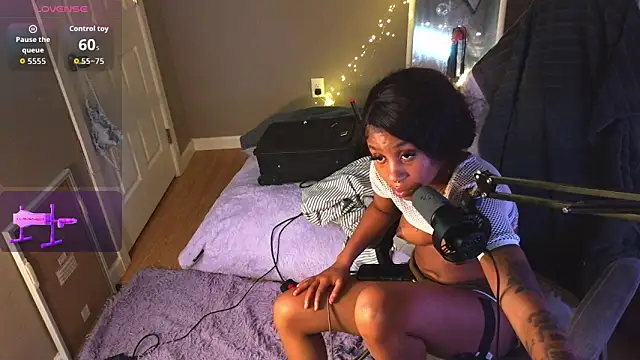 Earth2Everlene's Live XXX Chat