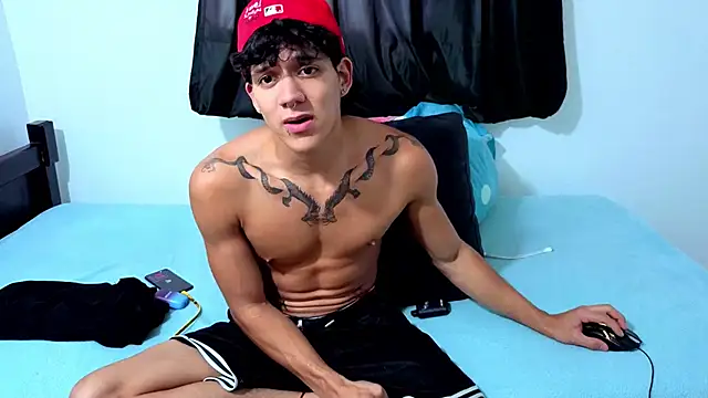 Czat XXX na żywo – Noah__Dick
