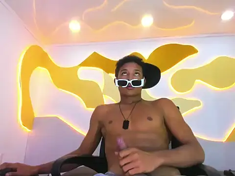 RafaelVander Live XXX Chat