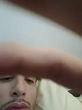 Yes_I_am_straight Live XXX Chat